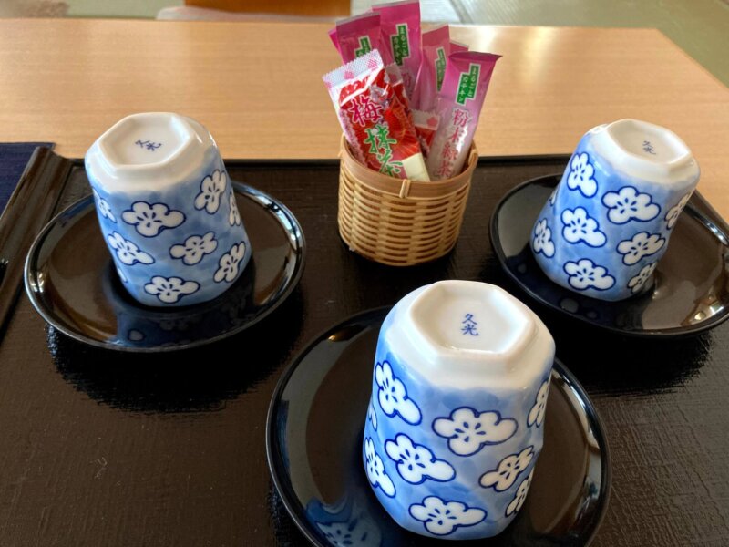 『鳴子ホテル』お部屋のお茶セット
