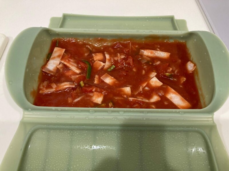 シリコンスチーマー『ルクエ』で作るトマトパスタのソース