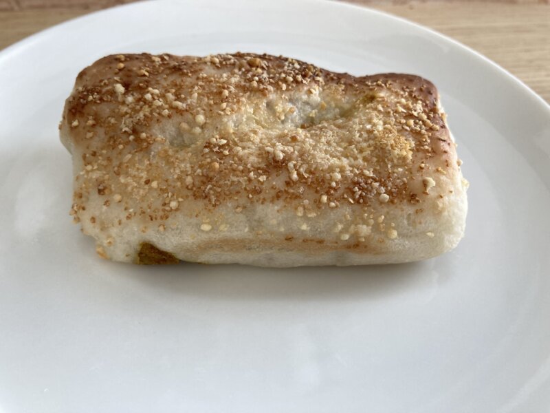 『rebake(リベイク)』で届いた米粉パンセットのカレーパン