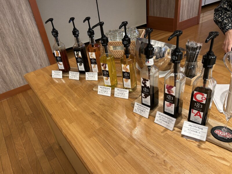 「蔵王の森」がつくる美と健康の温泉宿　ゆと森倶楽部　朝食のシロップ類