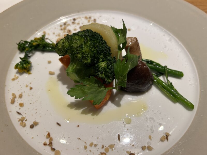 「蔵王の森」がつくる美と健康の温泉宿 ゆと森倶楽部 夕食のお野菜の盛り合わせ